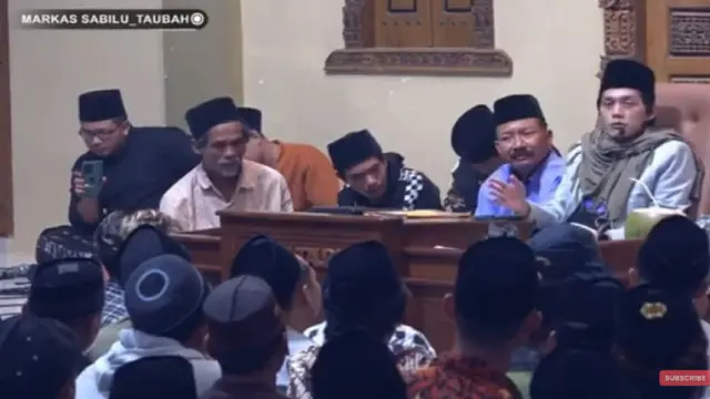 Hari dan Ayahnya yang Buta (Tangkap Layar YouTube Santri Mbeling / Khazim Mahrur)