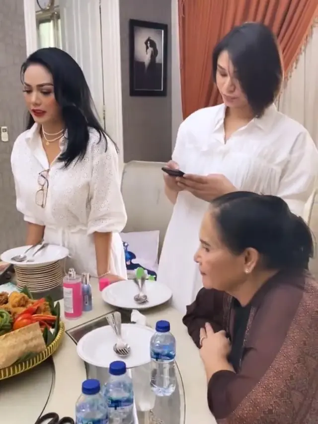 6 Momen Ulang Tahun Krisdayanti yang ke-46, Dirayakan Sederhana