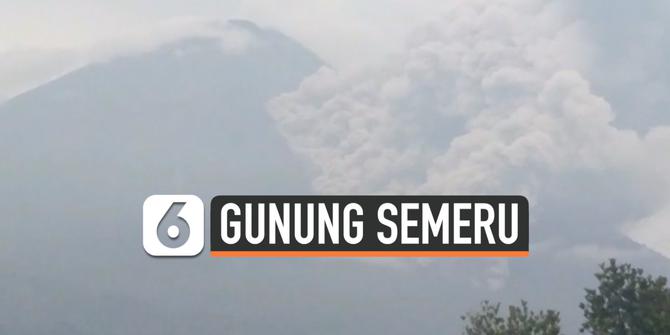 VIDEO: Gunung Semeru Mengeluarkan Awan Panas