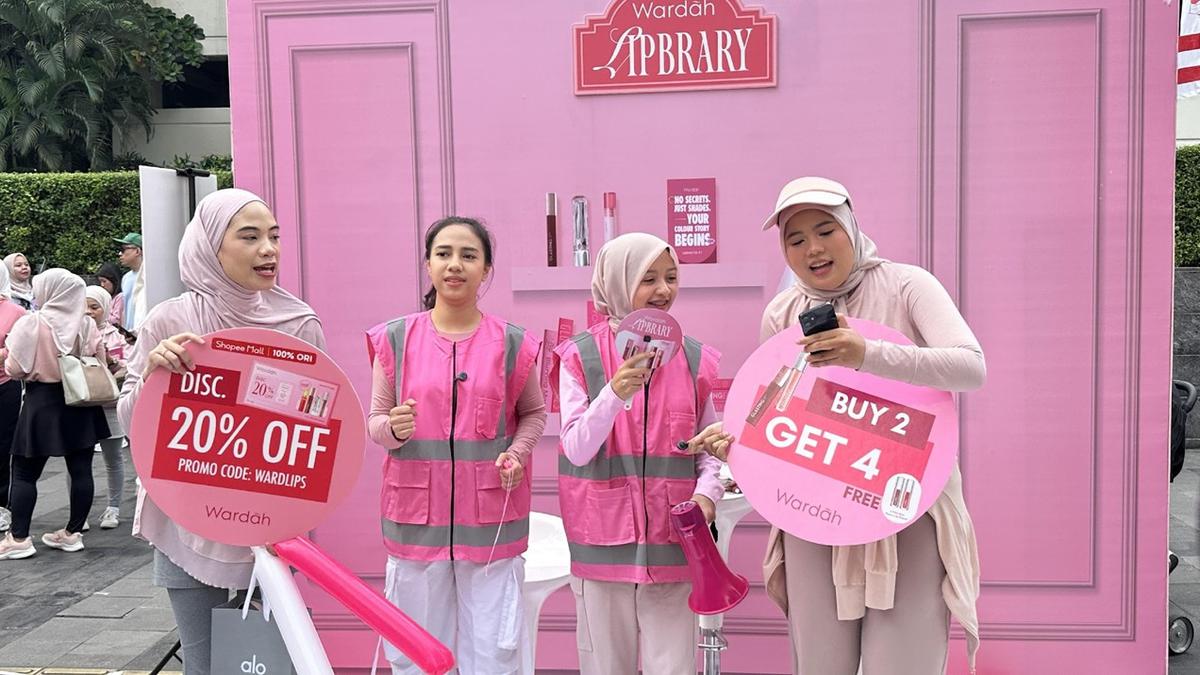 Rayakan International Lipstick Day 2025, Wardah Gandeng Halda &amp; Zia Riza 'Razia' di CFD Setiabudi!