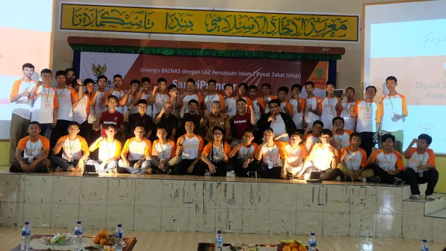 Peserta Pengembangan dan Pemberdayaan Ekonomi Masyarakat Muslim di Ponpes Persatuan Islam 67 Benda Tasikmalaya.