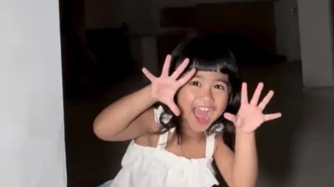 Tingkah Lucu Moana Anak Ria Ricis Sidak Rumah Baru, Hampir Jadi Bagian Depan Mewah Banget