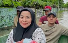 Potret Dapur Rumah Milik Muzdalifah yang Menampilkan Model Sederhana yang Kontras Dengan Kemewahan Klasik
