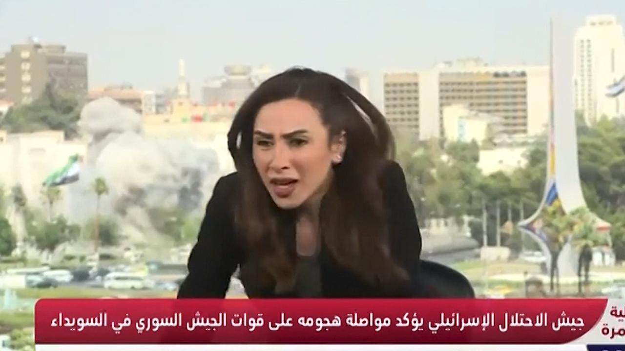 VIDEO Jurnalis dan Pembaca Berita Panik Lari Kocar-Kacir Ketika Israel Bombardir Damaskus Saat Siaran Langsung Televisi