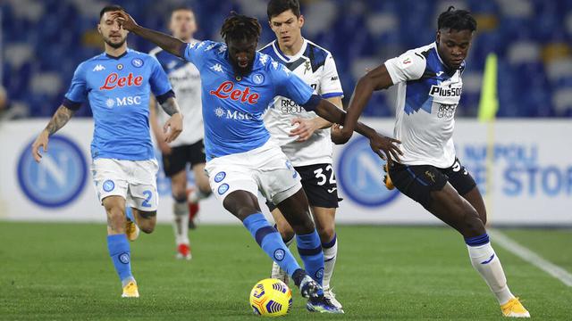FOTO: Napoli Ditahan Imbang Atalanta di Leg 1 Semifinal Coppa Italia