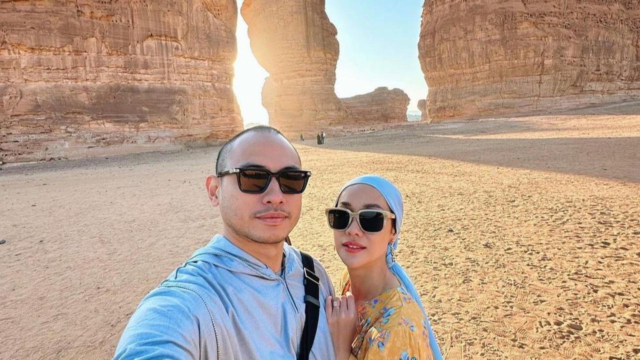 1. Bunga Citra Lestari dan Tiko Aryawardhana
