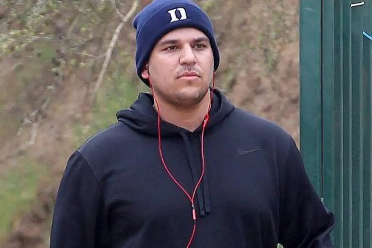 Makin Parah, Rob Kardashian Buat Keluarga Khawatir