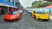 Liputan6.com mendapat kesempatan merasakan sensasi mengendarai Lamborghini Aventador dan Huracan. 