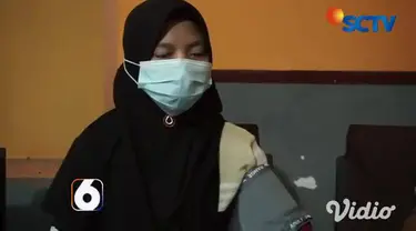 Cara ini diharapkan memudahkan masyarakat untuk bisa mengikuti vaksinasi Covid-19 demi mencapai kekebalan kelompok yang lebih besar. Pelaksanaan vaksinasi dari pintu ke pintu menggunakan mobil vaksinasi keliling ini digelar di wilayah Lereng Gunung W...