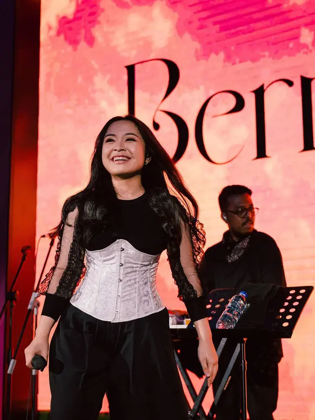 Lirik Kata Mereka Ini Berlebihan yang Dipopulerkan Bernadya, Lengkap Chordnya