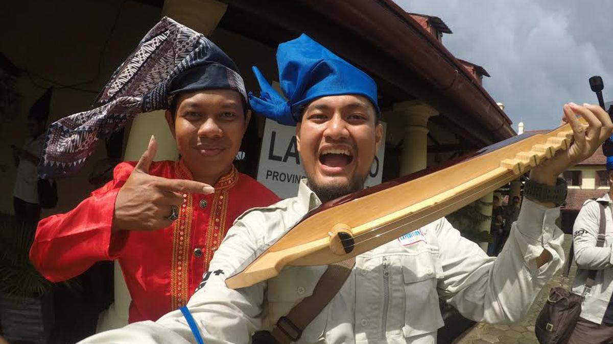 Ternyata Ini Makna Pasapu, Tutup Kepala Khas Sultan Hasanuddin