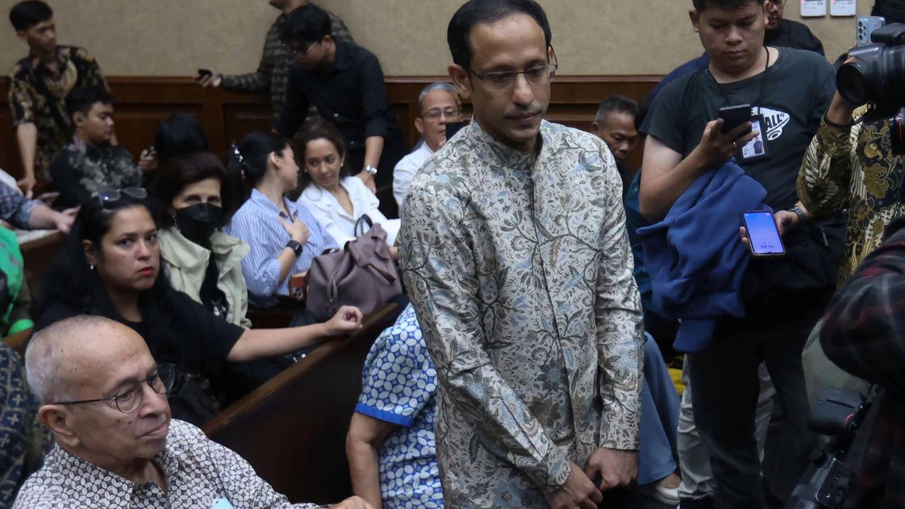 FOTO: Sidang Korupsi Chromebook Nadiem Makarim Soroti Kesehatan dan Alat Bukti