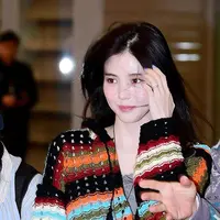 Penampilan Han So Hee pulang dari Hawaii. [Foto: Instagram/koreadispatch]