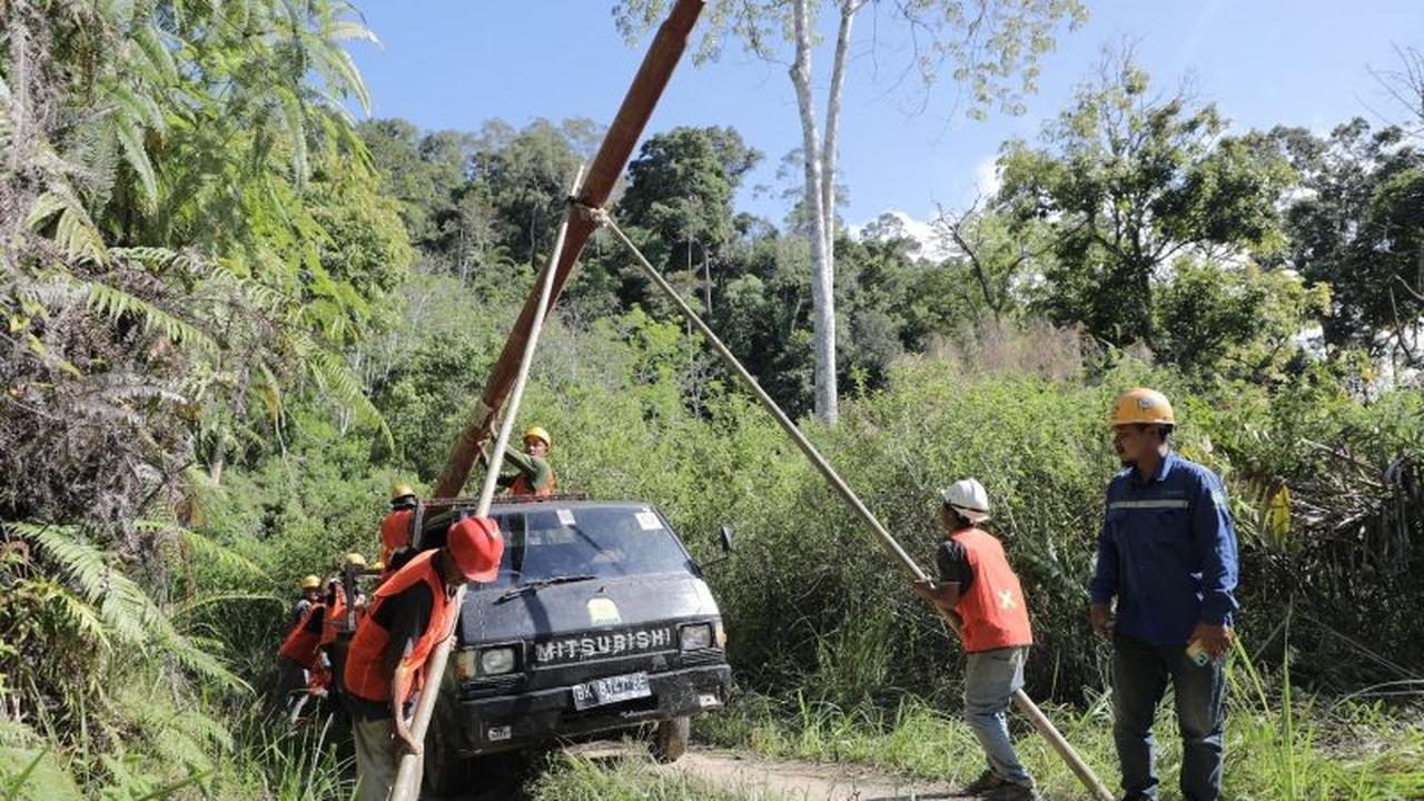 PLN Sumut Perkuat Akses Energi, Bangun Infrastruktur Listrik Desa Patialo Mandailing Natal
