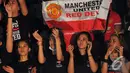 Sejumlah gadis saat menghadiri acara Ulang tahun ke-3 Simpatisan United di Hall A Senayan, Jakarta, Sabtu (20/12/2014). (Liputan6.com/Faisal R Syam)