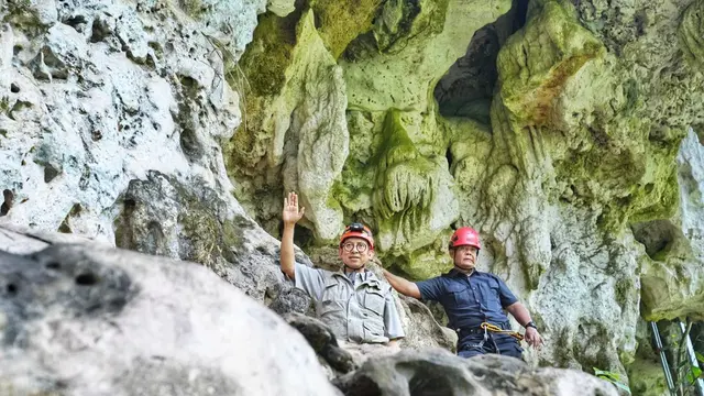 Menteri Kebudayaan Fadli Zon Resmikan Taman Arkeologi Leang-Leang