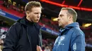 Filosofi Sepak Bola Menyerang - Julian Nagelsmann merupakan sosok pelatih yang menyukai gaya sepak bola menyerang. Menurutnya, dengan mengirimkan bola secepat mungkin ke area dekat gawang lawan maka kesempatan tim untuk mencetak gol akan lebih besar. (AFP/Christof Stache)