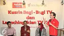 Irwan Hidayat (kanan) menyampaikan kata sambutan saat hadir dalam acara Launching Iklan Terbaru Kuku Bima Energi di Jakarta, Jumat (5/2). Sido Muncul meluncurkan iklan terbaru Kuku Bima Energi versi 'Kusrin'. (Liputan6.com/Immanuel Antonius)