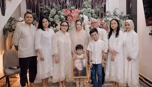 Nathalie Holscher Gelar Pengajian Jelang Pernikahan, Ajak Anak Yatim dan Minta Restu Ayah