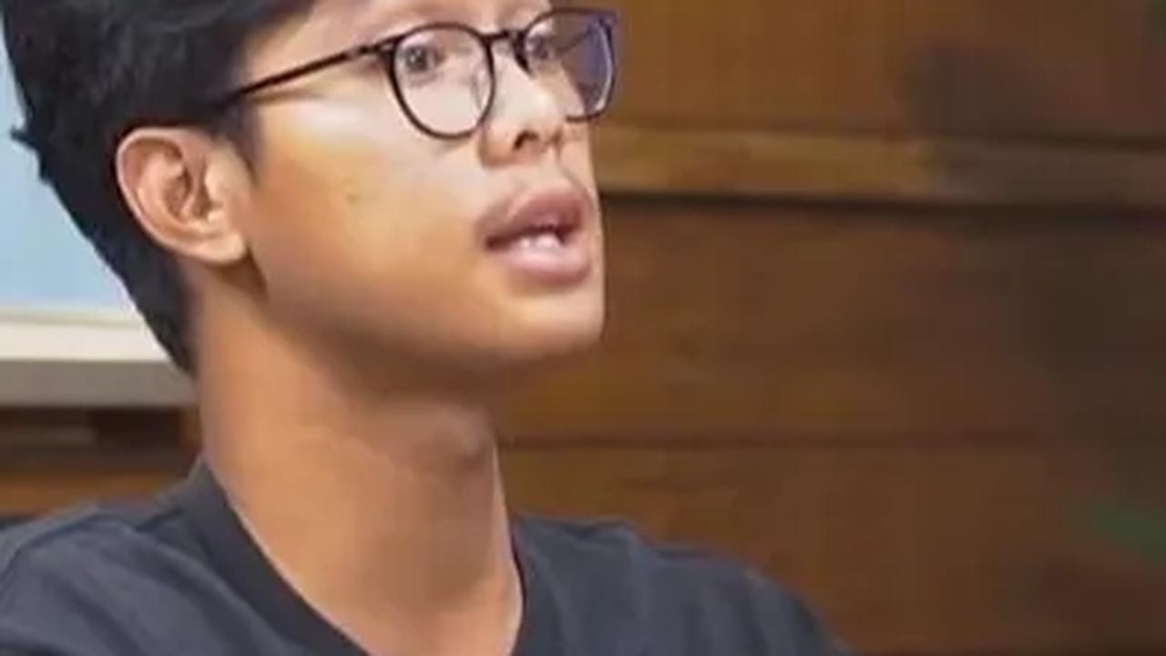 Alam Ganjar Ungkap Isi Obrolan dengan Gibran di Sela-sela Debat Capres Perdana di KPU