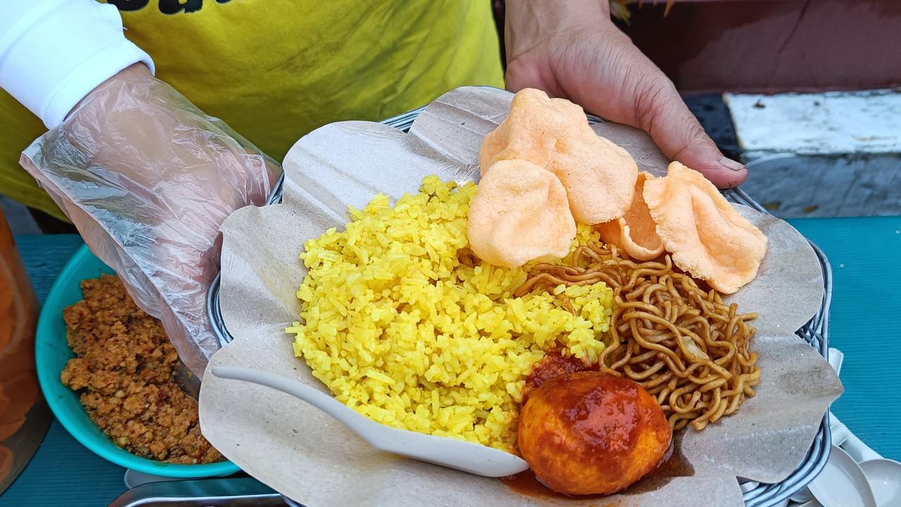 Nasi Kuning Babah Alun