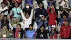 Suporter bersorak saat menyaksikan laga timnas voli putra Indonesia melawan Thailand pada seri 1 turnamen SEA V League 2023 di Padepokan Voli Jenderal Polisi Kunarto, Sentul, Bogor, Jawa Barat, Minggu (23/7/2023). (Liputan6.com/Helmi Fithriansyah)