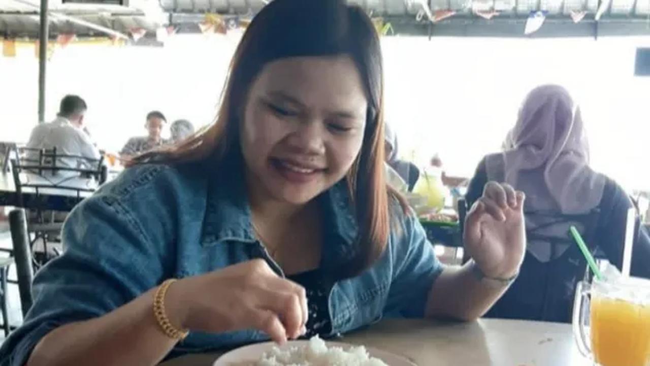 “Bisa-bisanya dalam satu rumah ada dua perempuan yang hamil bersamaan, padahal yang satu gak ada suami,” tulis ibu hamil tersebut dalam akun Tiktoknya.