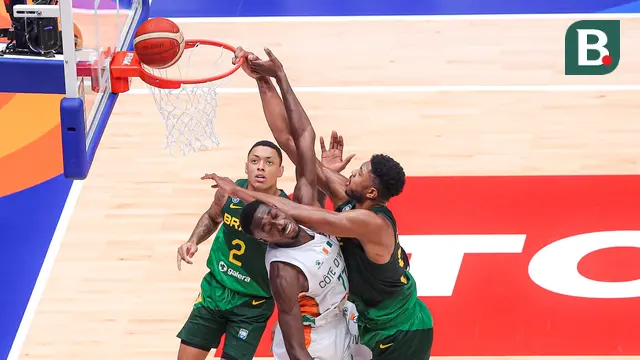 Foto: Aksi Pantang Menyerah Yago Santos Bawa Brasil Melangkah ke Putaran Dua Piala Dunia FIBA 2023