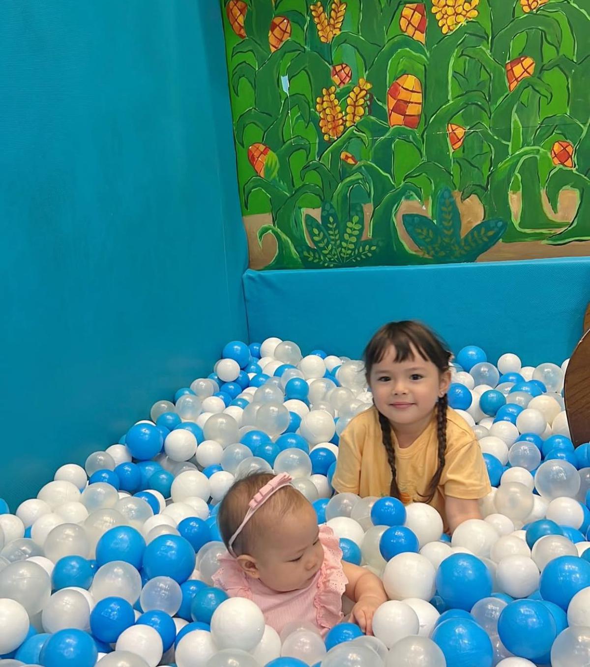 7 Potret Anak Asmirandah dan Jessica Mila Bermain Bareng, Keakrabannya Bikin Netizen Gemas