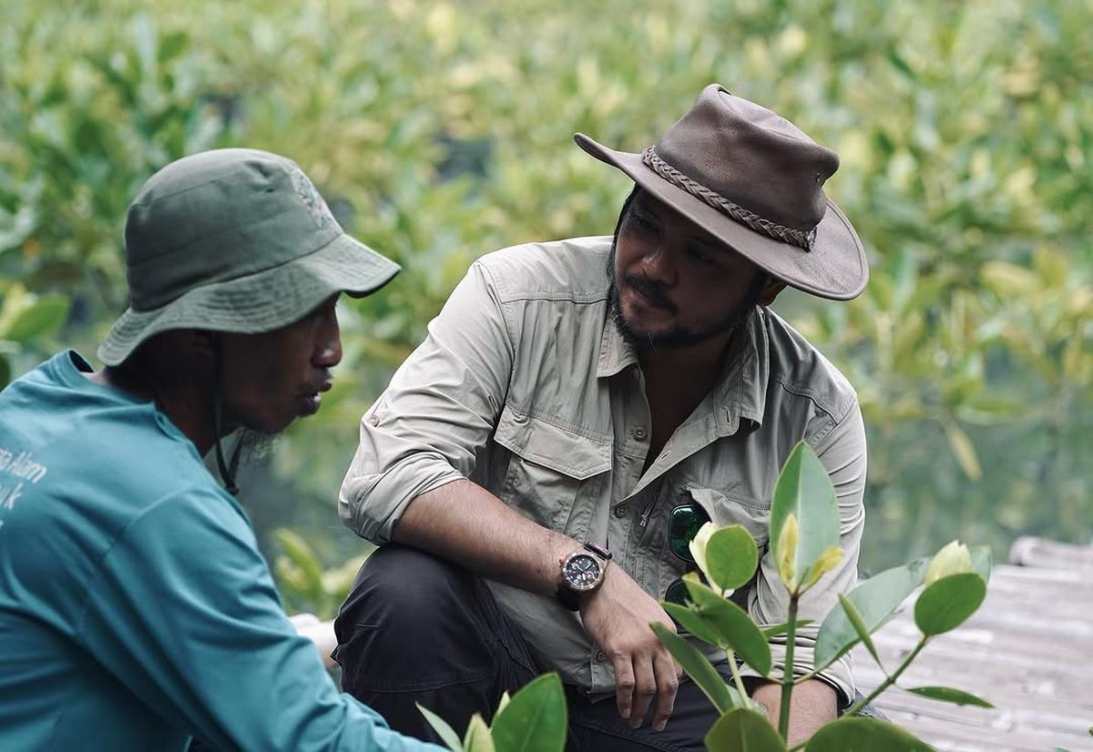 5 Artis Indonesia yang Punya Hobi Unik, Prilly Latuconsina Hobi Mancing Bareng Bapak-bapak
