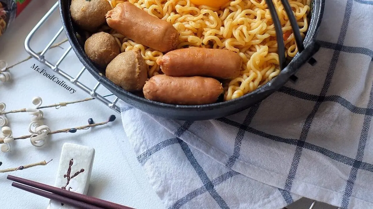 Menggali Kelezatan Tradisional Korea Kalguksu, Begini Cara Membuatnya