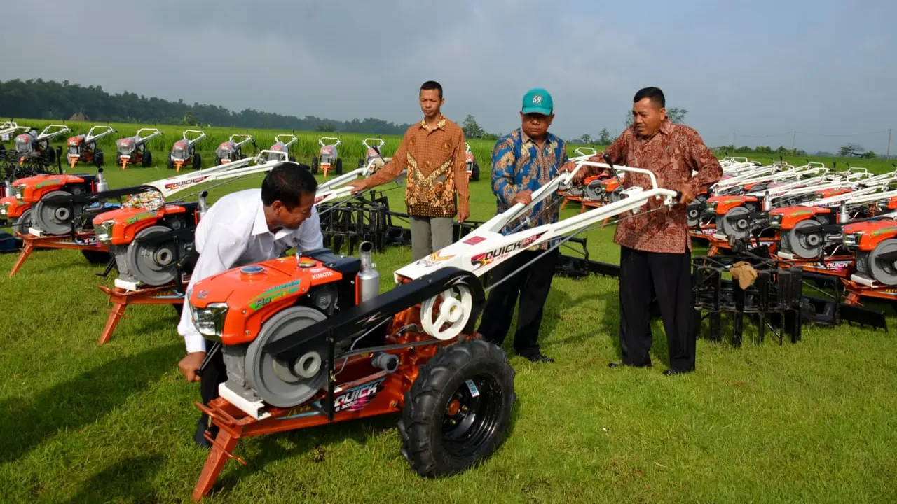 Alsintan Jadi Minat Anak Muda Turun ke Sektor Pertanian