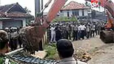 Keluarga Abdul Wahab Bachrudin merasa belum pernah menjual tanah kepada pihak pengembang Bintaro. Namun, Bintaro mengklaim memiliki sertifikat atas tanah tersebut. 