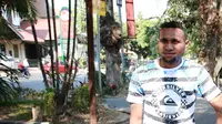 Kapten Sriwijaya FC Titus Bonai. (Bola.com/Nicklas Hanoatubun) 