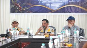 Tito Karnavian Sepakati Langkah Percepatan Pemulihan Pascabencana di Bener Meriah
