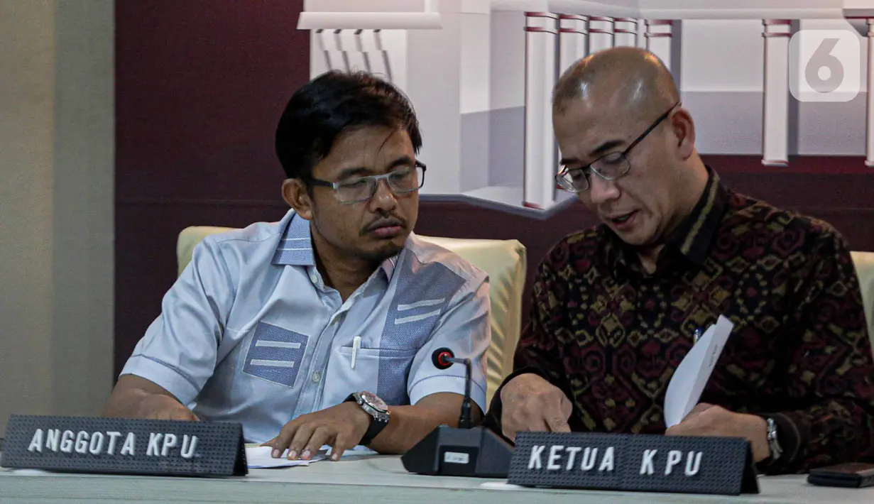 Ketiga pasangan bakal capres dan cawapres juga dinyatakan memenuhi ketentuan 25 persen perolehan suara sah secara nasional. (Liputan6.com/Faizal Fanani)