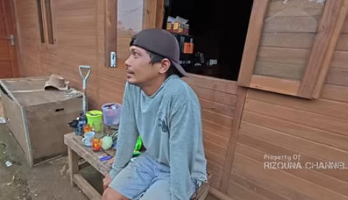Bosan Kerja di Toyota, Pumuda Kaya Ini Tinggal Rumah Mewah Tengah Hutan 'Enak Tenang'
