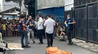 Pegawai Toko Roti Tewas Dibacok Pemotor Gara-Gara Senggolan