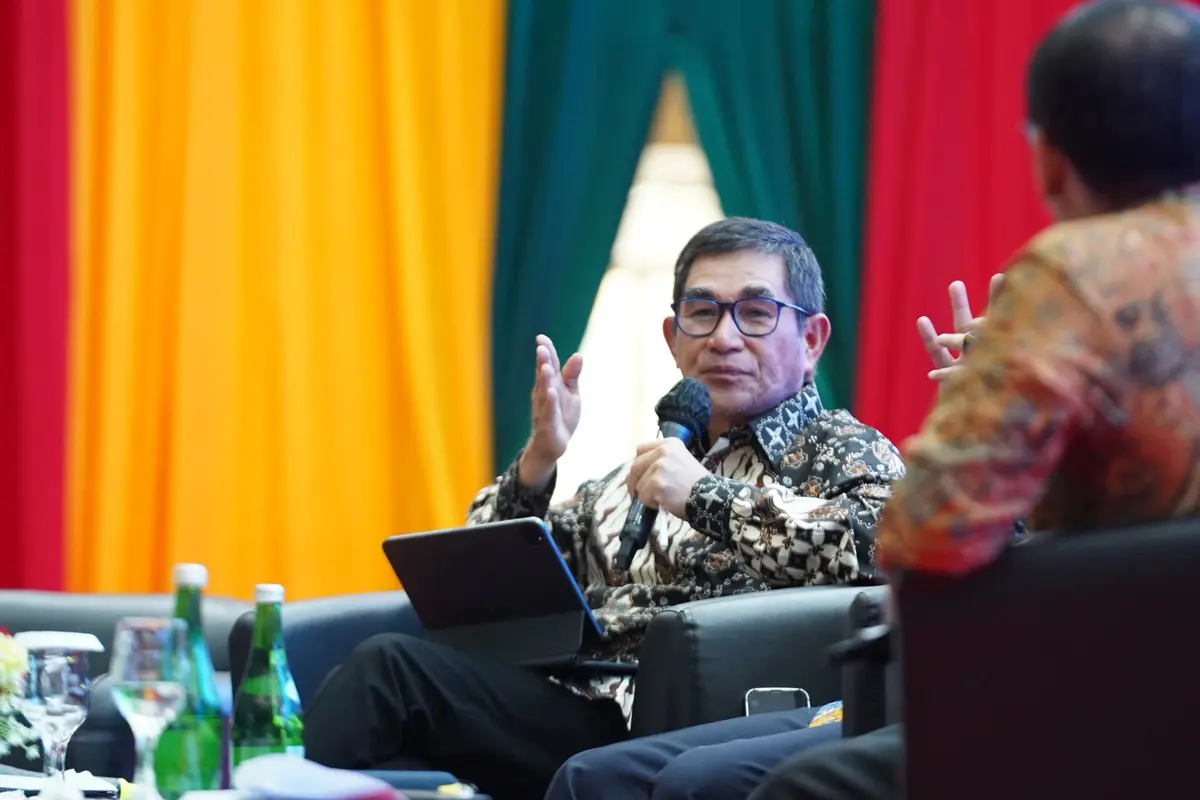 Mantan Ketua Mahkamah Konstitusi, Hamdan Zoelva, alam acara Seminar Nasional bertema Aspek Hukum Kelembagaan Pengelolaan Keuangan Haji di Universitas Syiah Kuala Aceh (Istimewa)