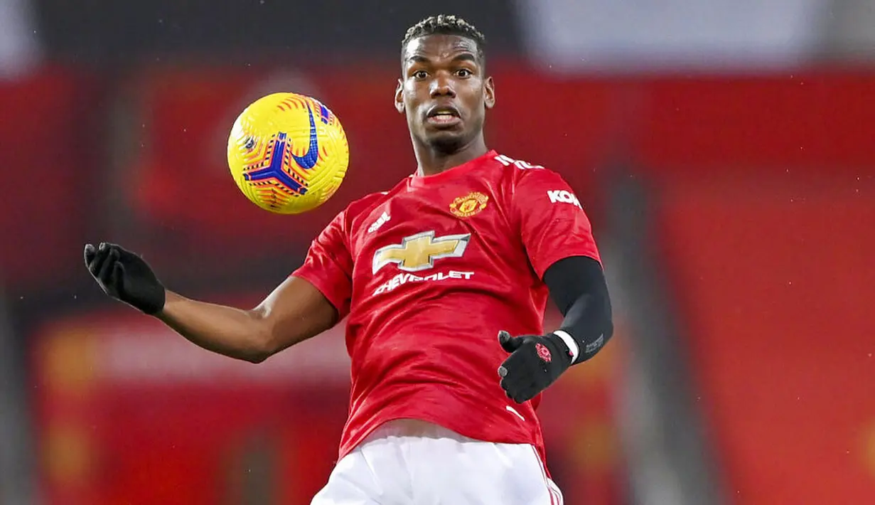 Paul Pogba - Pada 2016 lalu, Manchester United harus rela merogoh kocek besar hingga 89 juta pounds demi membawa pulang produk akademinya yakni Pogba ke Old Trafford. Tampil gemilang bersama Juventus membuat MU kepincut merekrutnya kembali. (Foto:AP/Laurence Griffiths)