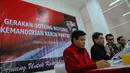 Suasana diskusi menyambut Rakernas dan Harlah PDIP ke-43 di Kantor DPP PDIP, Jakarta, Senin (4/1/2016). PDIP bakal menggelar rakornas pada 10-12 Januari 2016 di Jakarta Internasional Expo, Kemayoran. (Liputan6.com/Faizal Fanani)