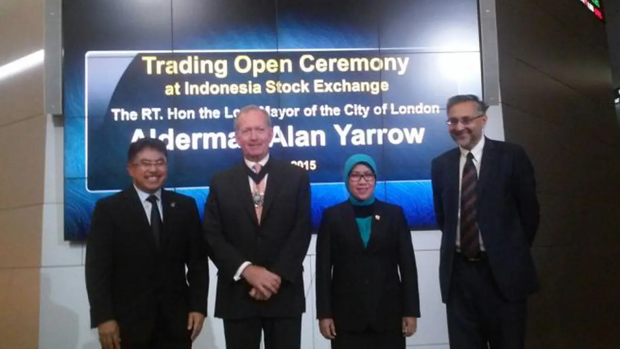Lord Mayor of the City of London Alderman Alan Yarrow mengunjungi BEI.