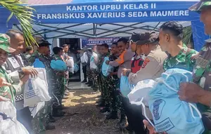 4.925 Paket Bantuan Gempa NTT dari Prabowo Tiba, 45.075 Masih Menyusul