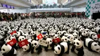 1.600 panda di Bandara Hong Kong. (Time)
