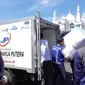 PT Jasaraharja Putera memberikan bantuan kepada korban bencana alam gempa bumi Cianjur. Bantuan yang diberikan berupa makanan cepat saji, selimut, air mineral, snack, dan lain-lain. (Foto: Istimewa).