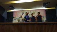 Sesi konferensi pers Bhayangkara FC melawan FC Tokyo. Keduanya akan melakoni laga persahabatan di Stadion Utama Gelora Bung Karno (SUGBK) Senayan, Jakarta, Minggu (25/1/2018). (Liputan6.com/Ahmad Fawwaz Usman)
