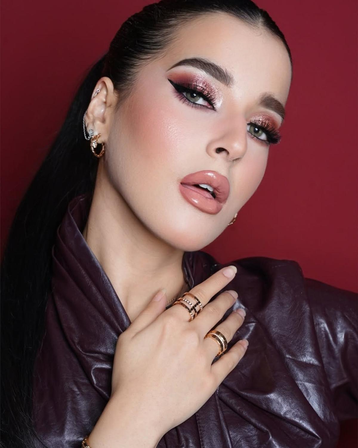 6 Gaya Makeup Bold Ala Tasya Farasya yang Cocok untuk Pesta