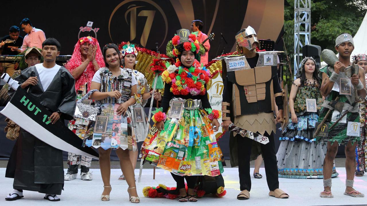 Parade Busana Ramah Lingkungan Ajak Penghuni Apartemen Peduli Lingkungan