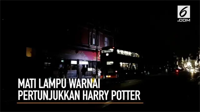Jelang pertunjukan Theater Harry Potter diwarnai dengan mati lampu karena pemadaman listrik.