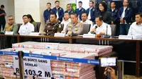 Bareskrim Polri menetapkan PT AJP selaku pengelola Hotel Aruss Semarang sebagai tersangka TPPU judi online. Dalam kasus ini, total barang bukti yang disita senilai Rp103,27 miliar. (Foto: Humas Polri)